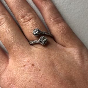 PANDORA sparkling square and circle open ring